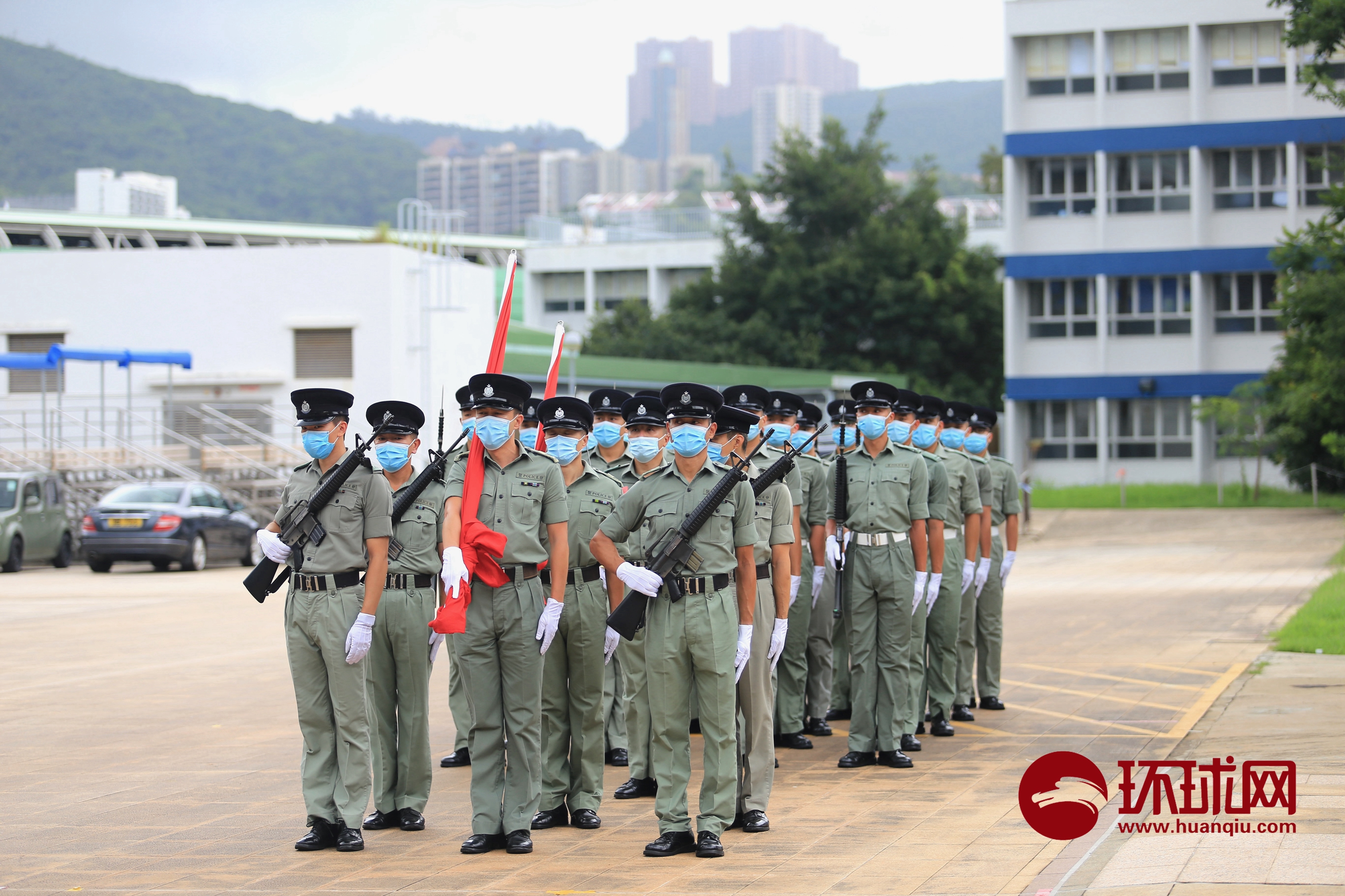 2024年香港正版资料免费大全精准_2024最新政治理论,平衡执行计划实施_Allergo版(意为轻快)4.15.591