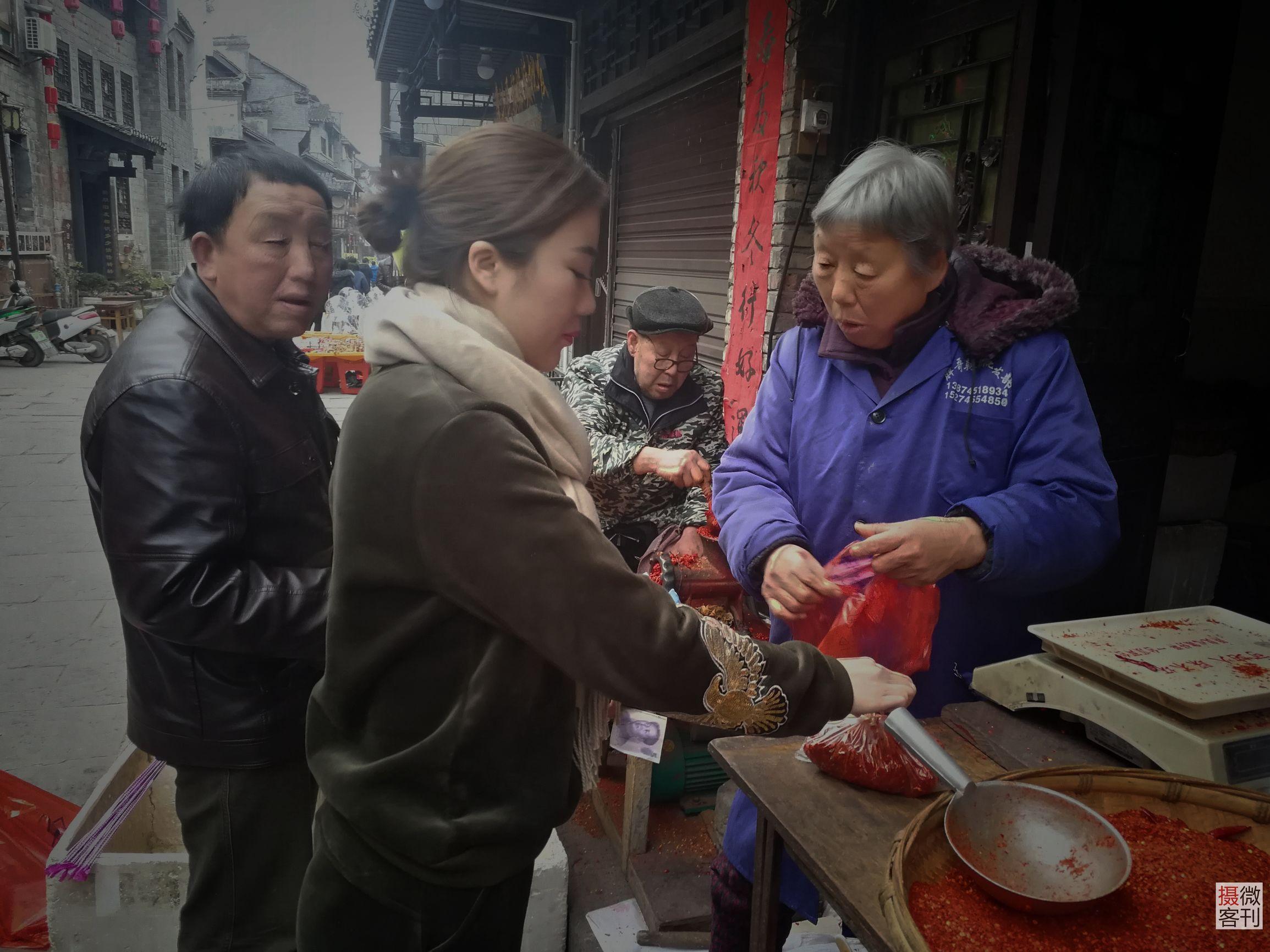 早上好图片精选，小巷特色小店探秘之旅