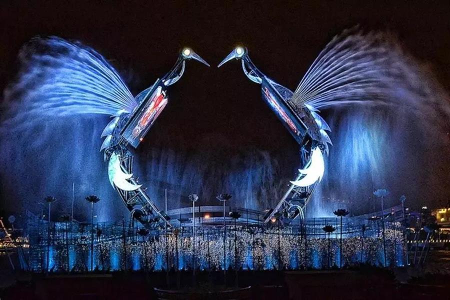 最新3D大型网游公测，探索游戏未来世界，感受科技魅力