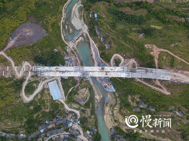 渝黔扩能高速最新进展，驾车新通道蓄势待发