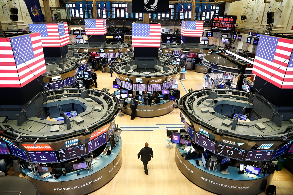 2024新澳门免费资料澳门钱庄,最新数据挖解释明_SKP78.812持久版,香港最快开奖结果开奖直播