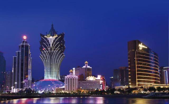 新奥门资料大全正版资料2023澳门,稳健设计策略_MFW78.295珍藏版