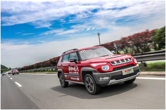 北京现代最新越野车，小巷中的越野探索之旅体验