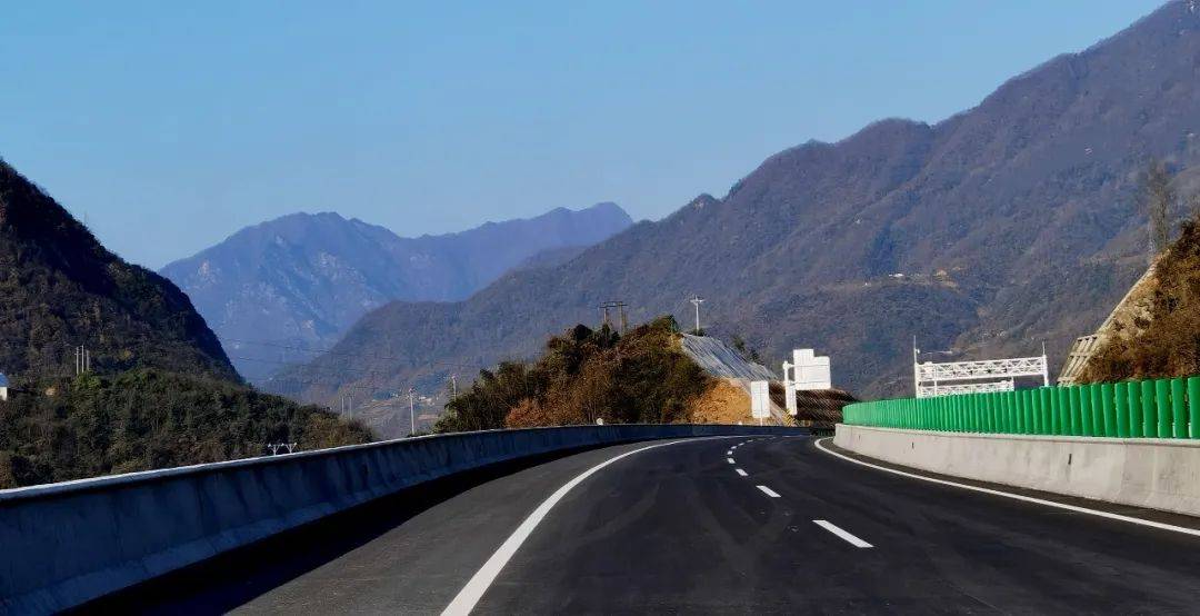 安岚高速最新动态,驶向成功的快车道进展顺利