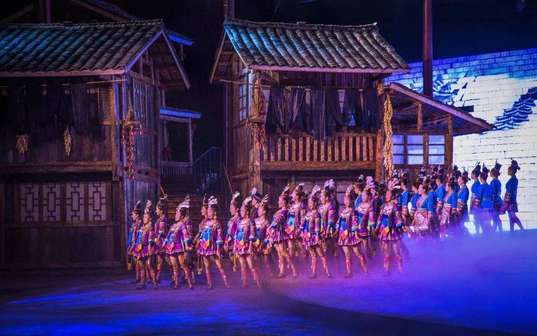 灯花笑最新章节,礼物的自然之旅