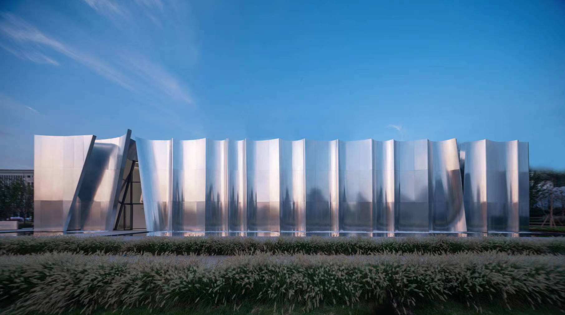 新奥门免费资料正版,实地应用实践解读_SEZ10.904创意版