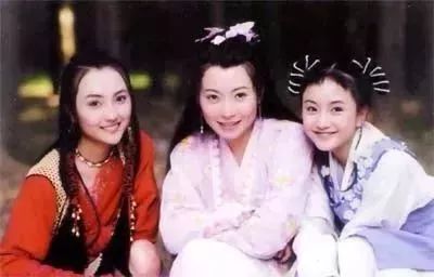 李卫当官第三部演员表,小巷中的探索之旅