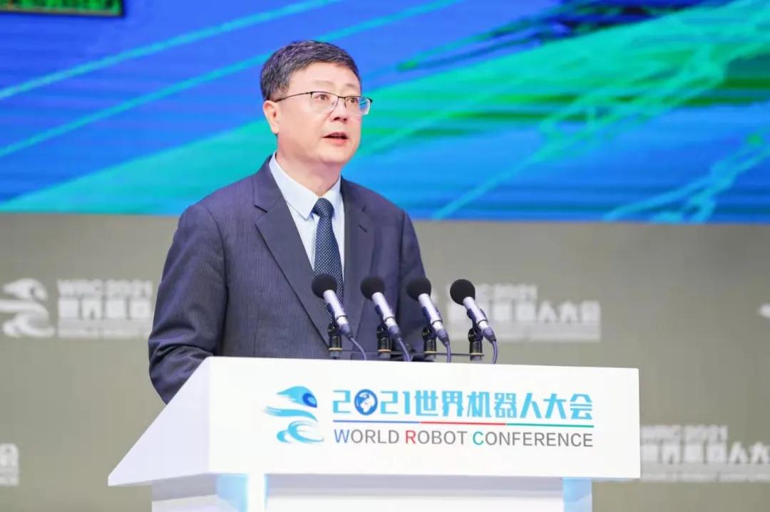 何鹏最新科技产品介绍，开启智能生活新篇章