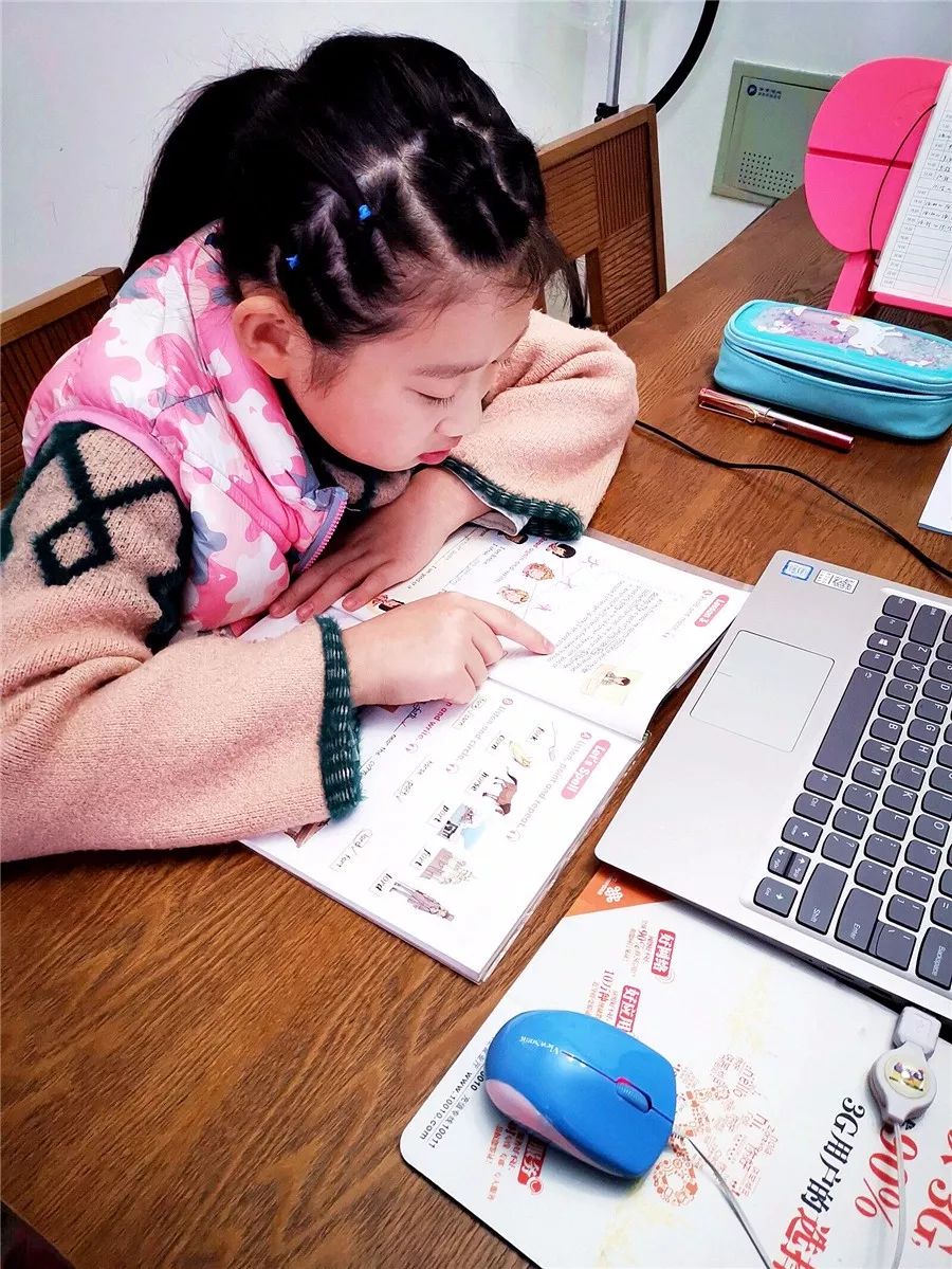 斯可馨最新学习之旅，自信与成就感的源泉，见证变化中的成长之路