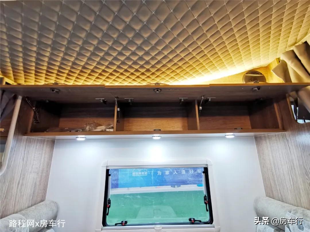 酷睿最新代，轻松探索自然美景的旅程